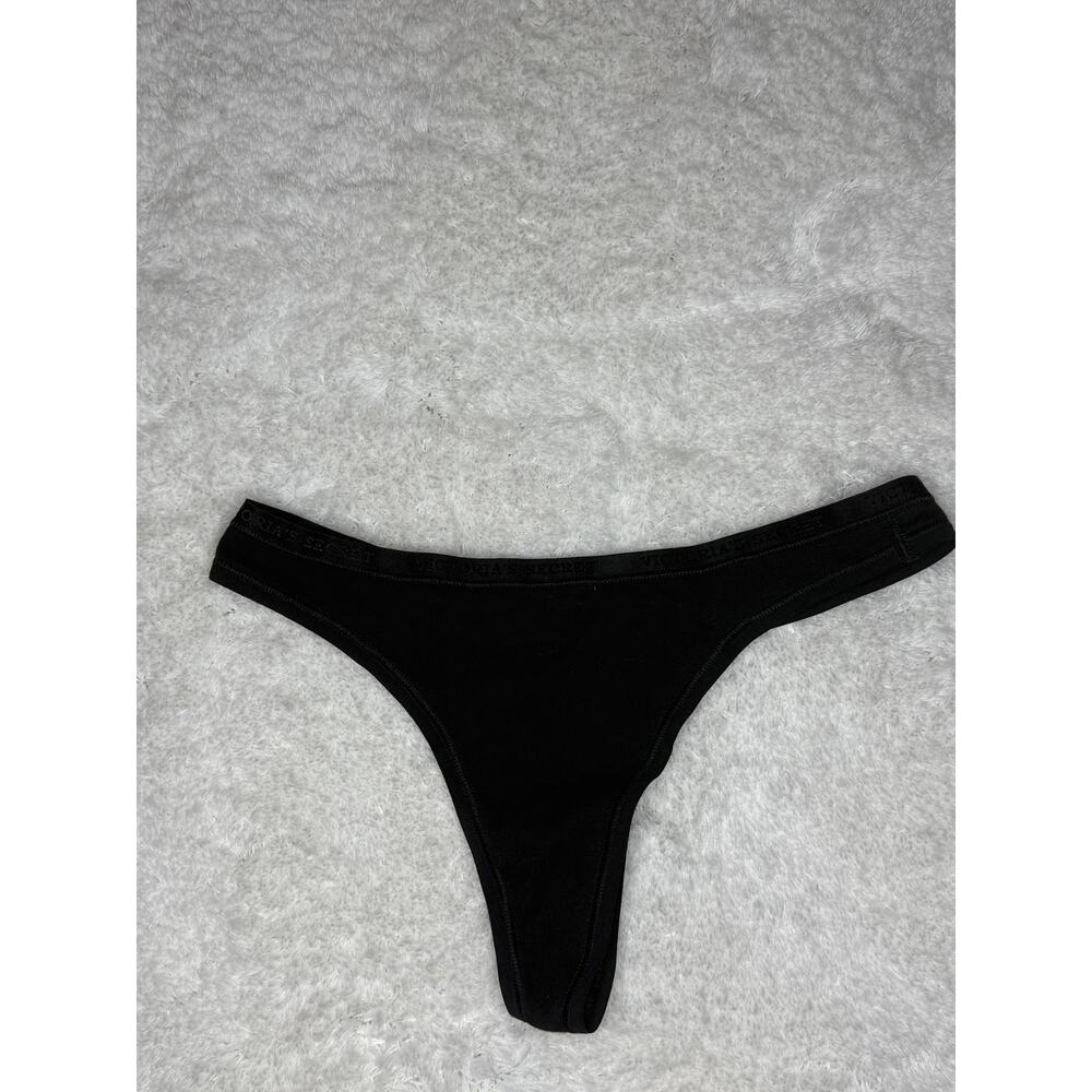 Victoria’s Secret Signature Logo Waistband Black Thong M Y2K NWT